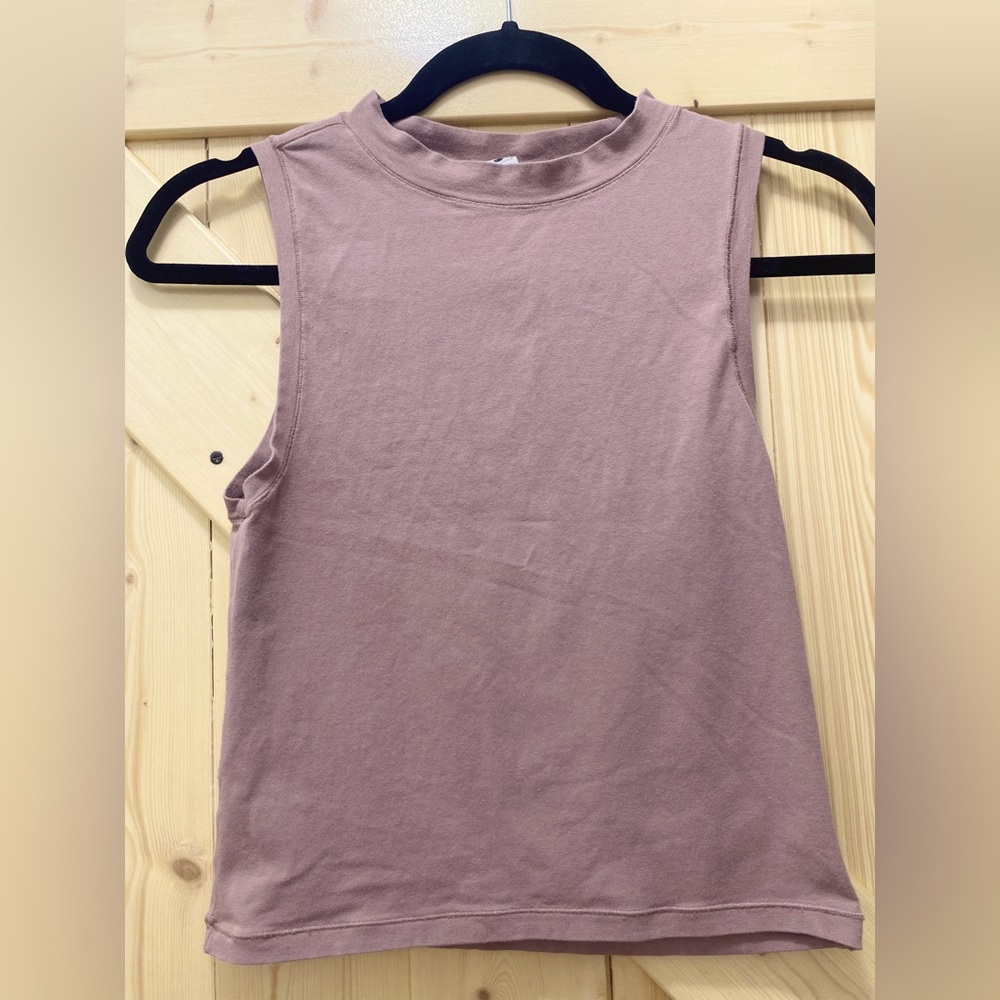 ❤️❤️🥰Yogalicious Mauve Sleeveless Summer Boho Spandex Crop Top Tee